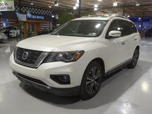 2018 Nissan Pathfinder Platinum