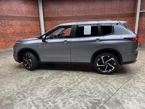 2022 Mitsubishi Outlander Black Edition S-AWC