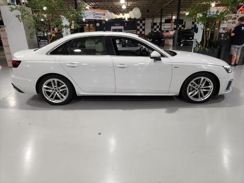 2022 Audi A4 45 S line Premium Plus