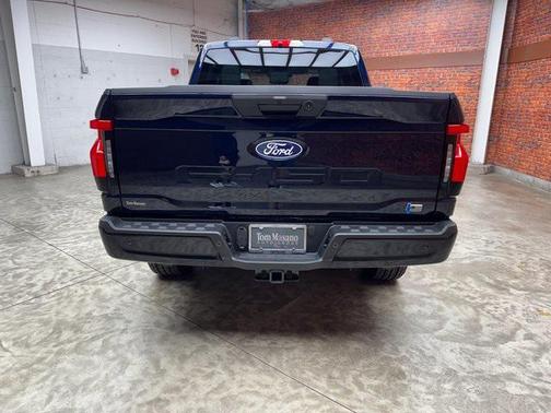 2025 Ford F-150 Lightning XLT