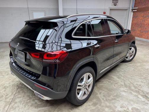 2021 Mercedes-Benz GLA 250 Base 4MATIC