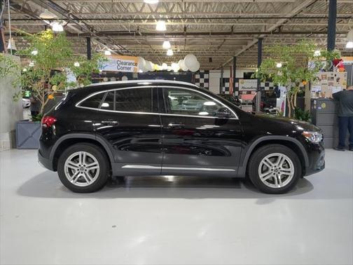 2021 Mercedes-Benz GLA 250 Base 4MATIC