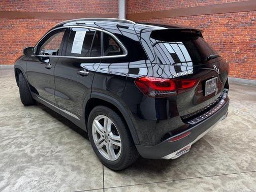 2021 Mercedes-Benz GLA 250 Base 4MATIC