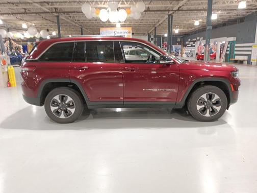 2022 Jeep Grand Cherokee 4xe Base