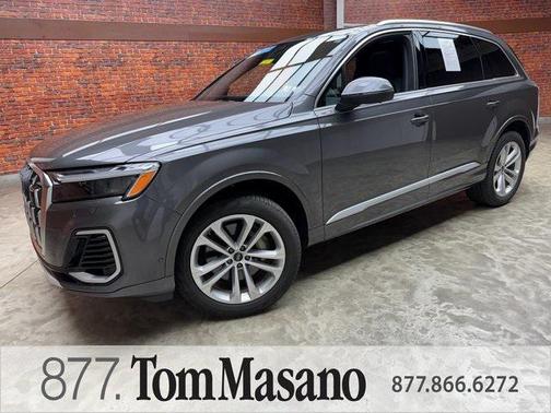 2025 Audi Q7 55 Premium Plus