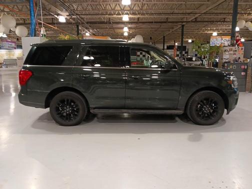 2022 Ford Expedition XLT