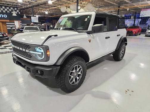 2023 Ford Bronco Badlands