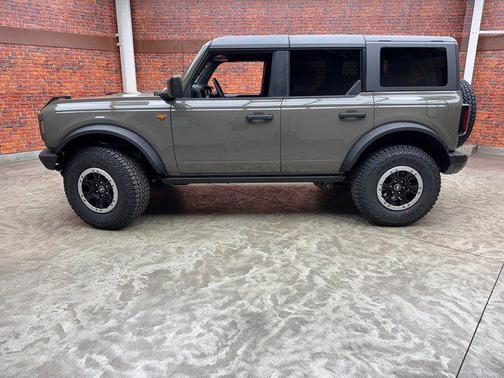Gray 2025 Ford Bronco Badlands