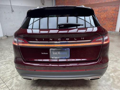 2022 Lincoln Nautilus Standard