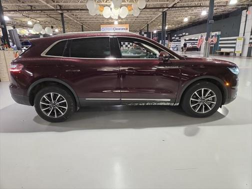 2022 Lincoln Nautilus Standard