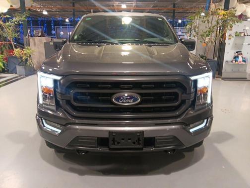 Carbonized Gray Metallic 2023 Ford F-150 XLT