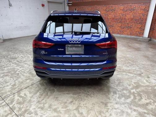 2024 Audi Q3 Premium 45 TFSI S line quattro Tiptronic