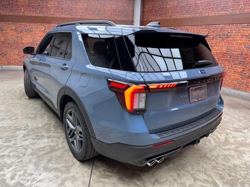Vapor Blue Metallic 2026 Ford Explorer ST