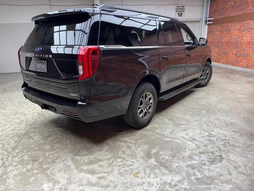 2025 Ford Expedition Max Active 4x4
