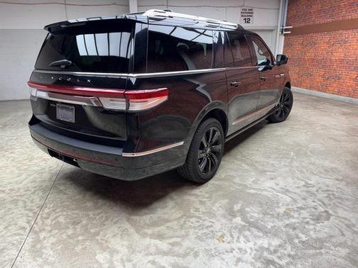 2023 Lincoln Navigator Reserve