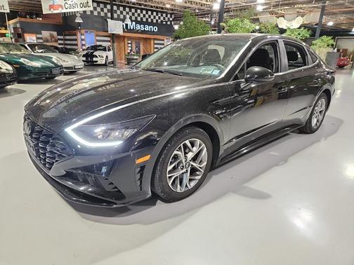 2022 Hyundai SONATA SEL