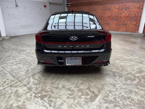 2022 Hyundai SONATA SEL