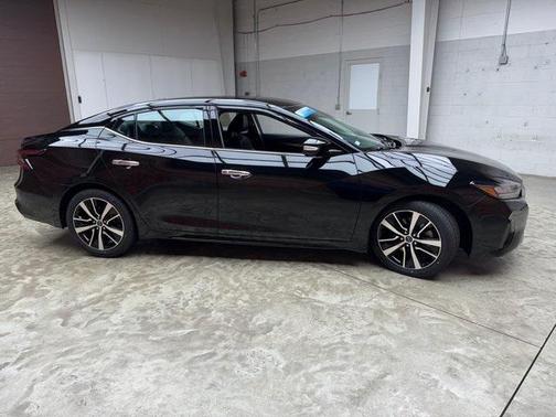 2023 Nissan Maxima SV Xtronic CVT