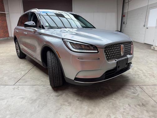 Silver Radiance Metallic Clearcoat 2022 Lincoln Corsair Standard