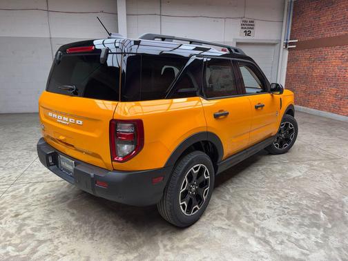 Orange Fury Metallic Tri-Coat 2026 Ford Bronco Sport Outer Banks