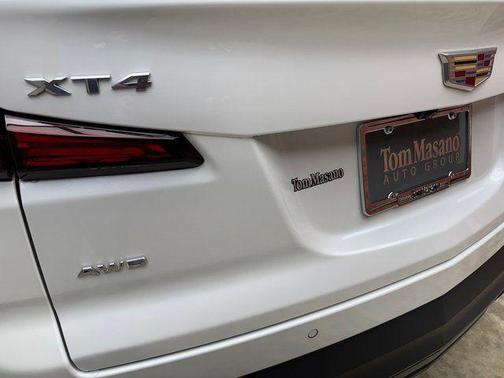 2023 Cadillac XT4 Luxury
