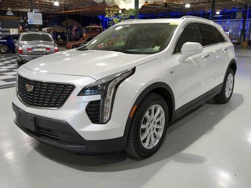 2023 Cadillac XT4 Luxury