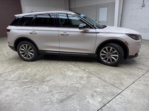2021 Lincoln Corsair Standard