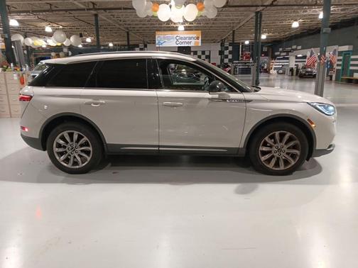 2021 Lincoln Corsair Standard