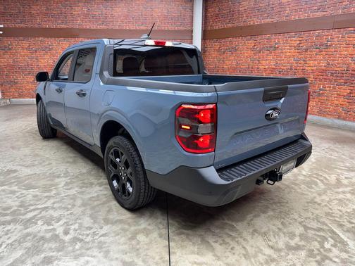 Azure Gray Metallic Tri-Coat 2025 Ford Maverick XLT