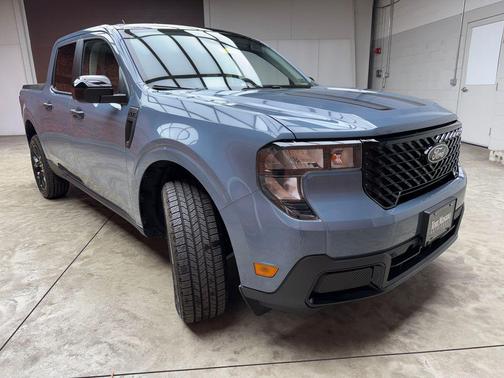 Azure Gray Metallic Tri-Coat 2025 Ford Maverick XLT