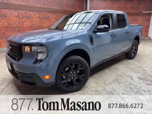 Azure Gray Metallic Tri-Coat 2025 Ford Maverick XLT