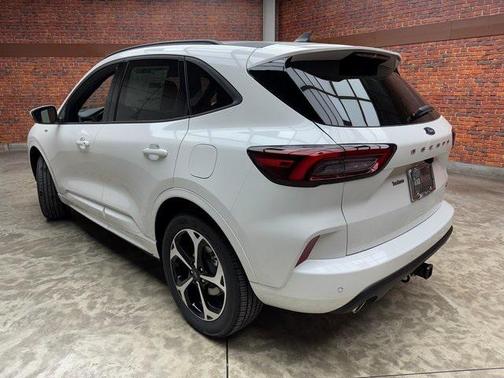 2025 Ford Escape ST-Line Elite