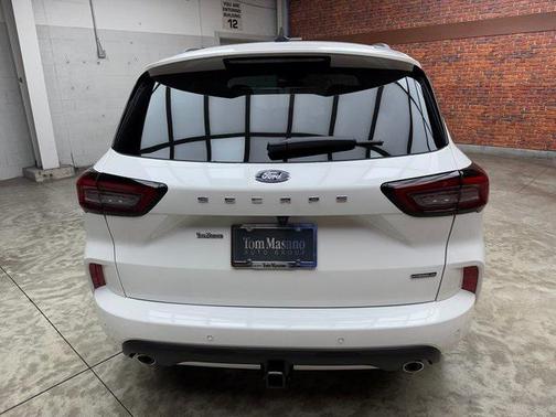 2025 Ford Escape ST-Line Elite