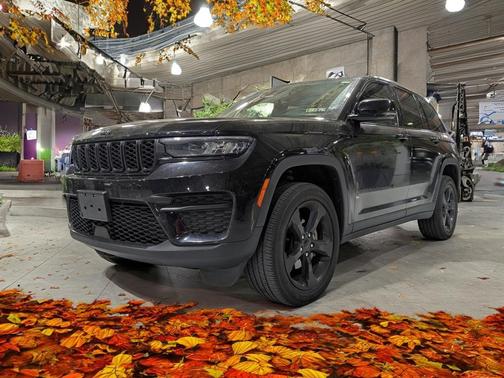 2022 Jeep Grand Cherokee Altitude