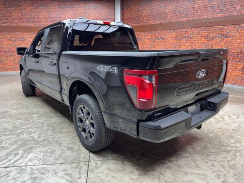 Agate Black Metallic 2026 Ford F-150 STX
