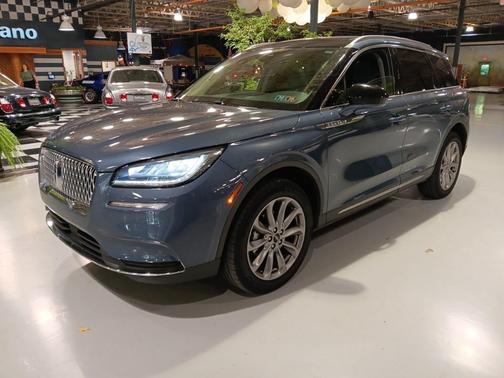 2022 Lincoln Corsair Standard