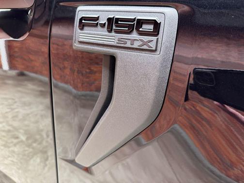 Agate Black Metallic 2026 Ford F-150 STX