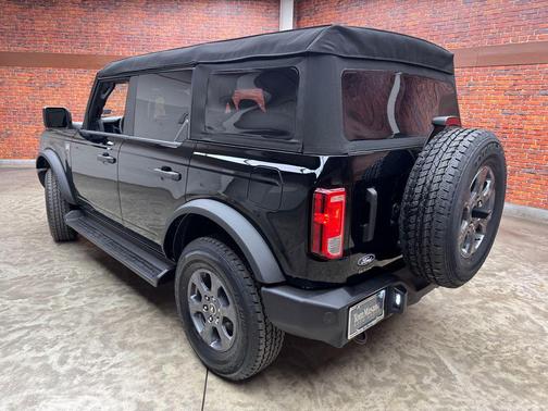Shadow Black 2026 Ford Bronco Big Bend