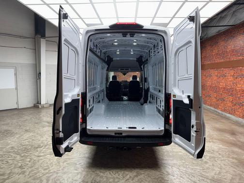 Oxford White 2026 Ford Transit-350 Base