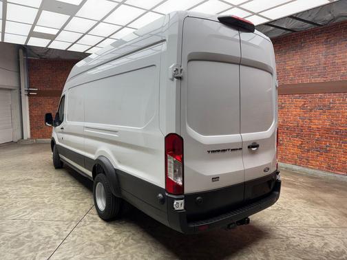 Oxford White 2026 Ford Transit-350 Base