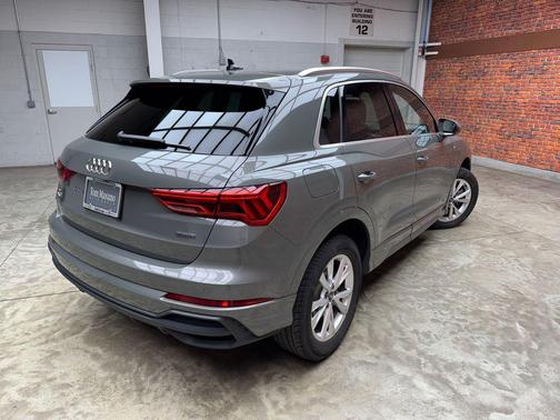 Chronos Gray Metallic 2025 Audi Q3 Premium 45 TFSI S line quattro Tiptronic