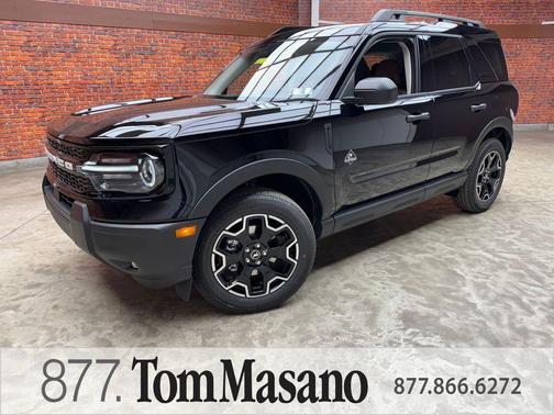 Shadow Black 2026 Ford Bronco Sport Outer Banks