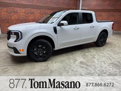 2025 Ford Maverick Lobo Standard