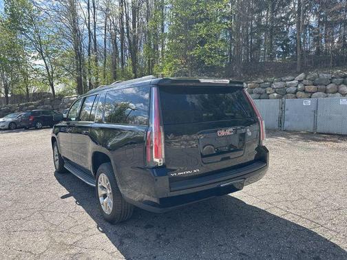 Onyx Black 2015 GMC Yukon XL 1500 SLT