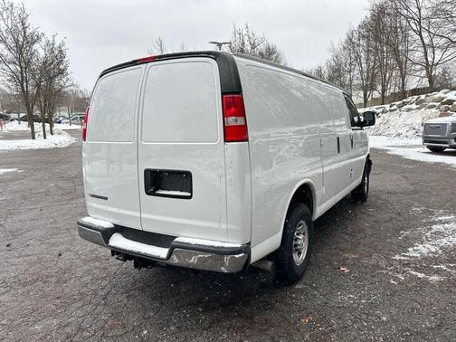 2021 Chevrolet Express 2500 RWD 2500 Regular Wheelbase WT