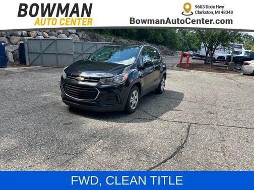 Mosaic Black Metallic 2017 Chevrolet Trax LS