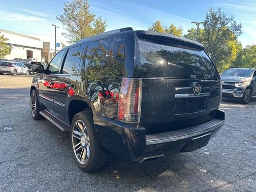 2013 Cadillac Escalade Premium