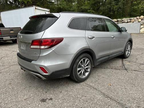 2019 Hyundai Santa Fe XL SE