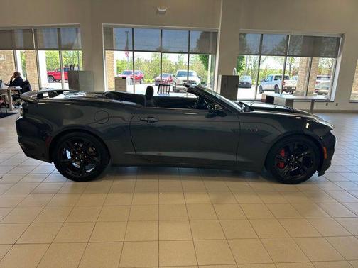 Shadow Gray Metallic 2023 Chevrolet Camaro RWD Convertible LT1