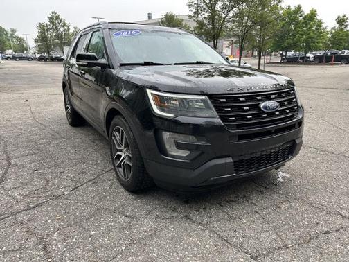 2016 Ford Explorer Sport